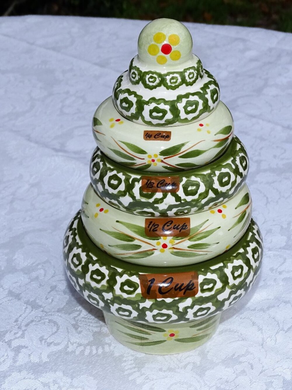 Temp-tations Stacking Measuring Cups Very Unusual